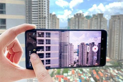 Hướng dẫn quay video cực chuẩn, chống rung cực tốt trên Galaxy S10, Galaxy S10 Plus