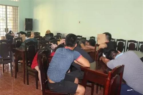 Tạm giữ 47 đối tượng sử dụng ma túy trong quán karaoke