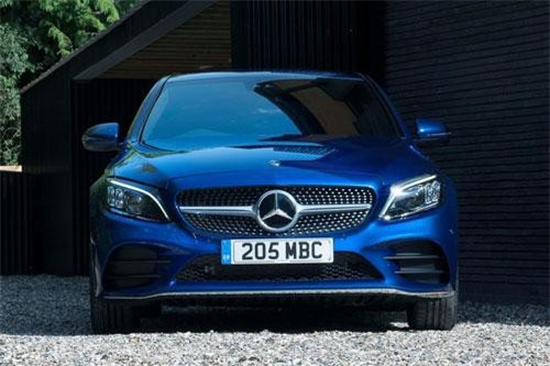 Top 10 ôtô bán chạy nhất tại Vương quốc Anh: Mercedes-Benz C-Class góp mặt