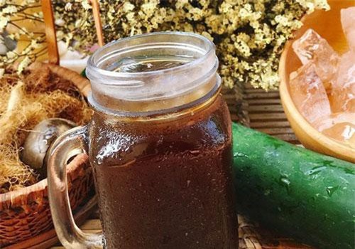 Ăn nhiều mận nhiều vải, các mẹ nhớ uống món nước này để không bị mọc mụn vì nóng nhé!