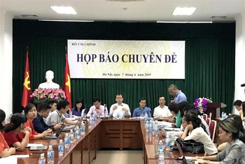 Nợ công của Việt Nam đang ở mức nào?