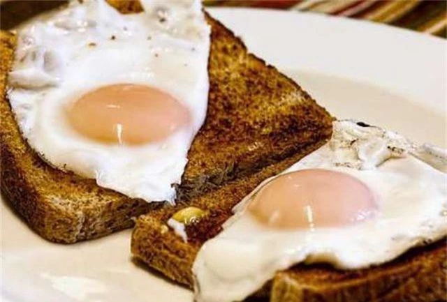 Cholesterol trong trứng có hại như thế nào? - 1