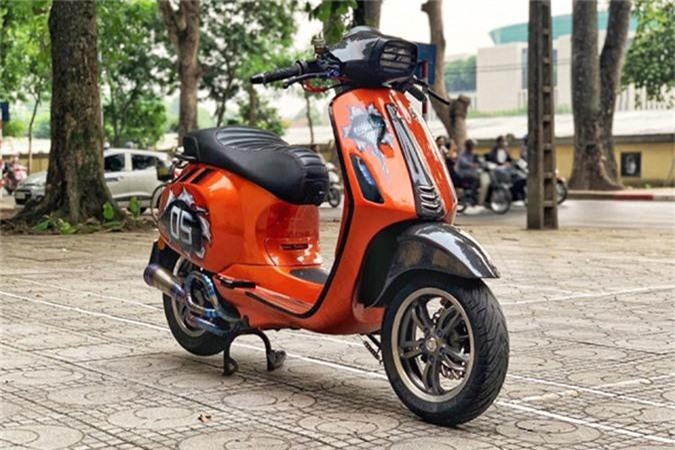 Dân chơi Hà thành chi trăm triệu độ xe ga Vespa Sprint Dan choi Ha thanh chi tram trieu do xe ga Vespa Sprint