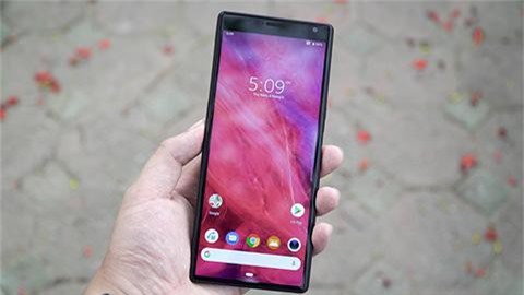 Sony Xperia 10 Plus về Việt Nam, giá 8,2 triệu đồng
