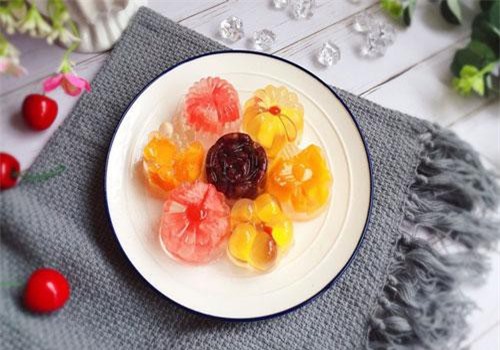 Nắng nóng leo thang, làm ngay thạch pha lê mát lạnh giải nhiệt các mẹ ơi!