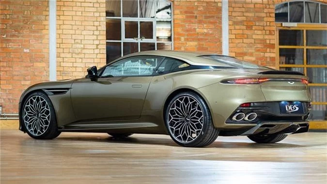 aston martin ra mat dbs superleggera ky niem bo phim 007 thu 6 hinh 4