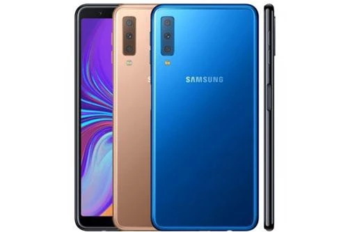 Samsung Galaxy A7 2018. Phiên bản ROM 128 GB giảm từ 7,99 triệu đồng xuống còn 6,49 triệu đồng. Phiên bản ROM 64 GB từ 6,99 triệu đồng xuống 5,79 triệu đồng.