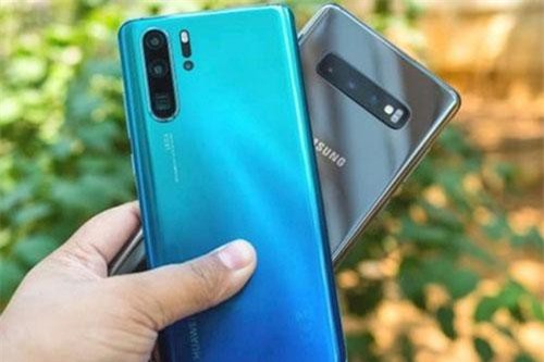Samsung cho người dùng smartphone Huawei đổi lấy Galaxy S10