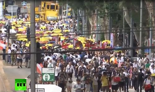 CLIP: 1 triệu người Hong Kong biểu tình phản đối luật dẫn độ