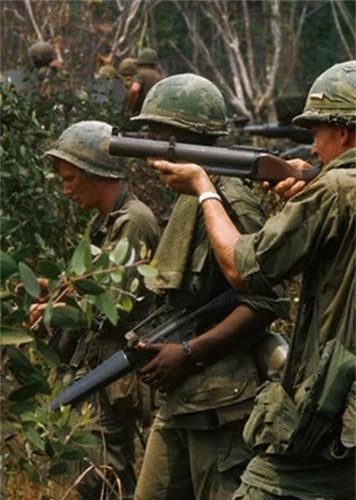 Giai ma khau sung nguy hiem nhat trong Chien tranh Viet Nam-Hinh-6