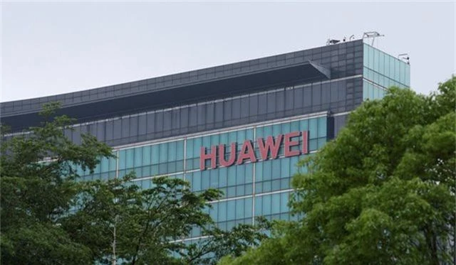 Mỹ tấn công “đầu rồng” Huawei, thủ phủ công nghệ Trung Quốc điêu đứng - 2