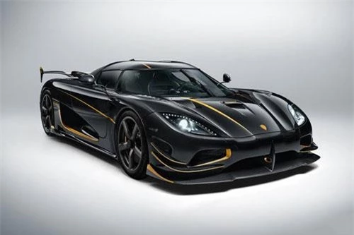 2. Koenigsegg Agera RS (vận tốc tối đa: 448 km/h).