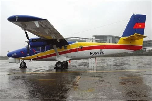 Thủy phi cơ lưỡng cư DHC-6-400 Twin Otter của Không quân Hải quân Việt Nam