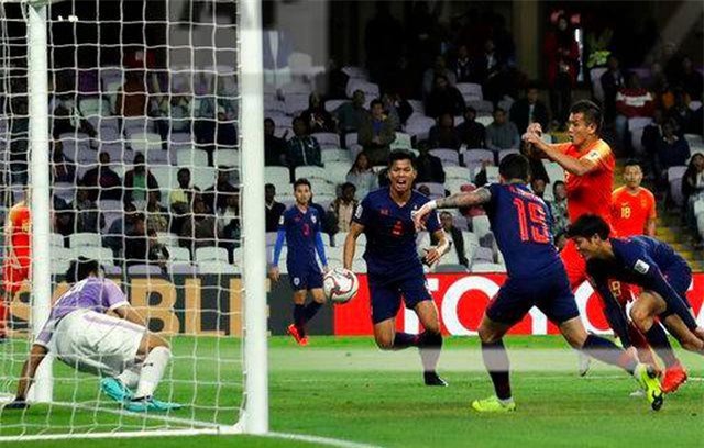 Báo Thái Lan muốn đội nhà cùng bảng Việt Nam, Trung Quốc ở vòng loại World Cup