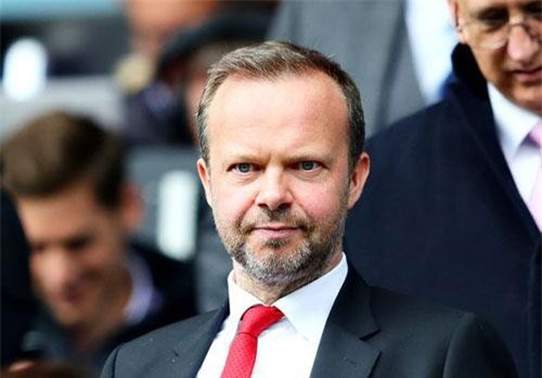 M.U trì hoãn bổ nhiệm chức vụ mang tính “lịch sử”