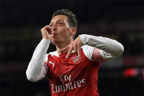 8. Mesut Ozil (Arsenal). Tổng thu nhập: 30,2 USD/năm.