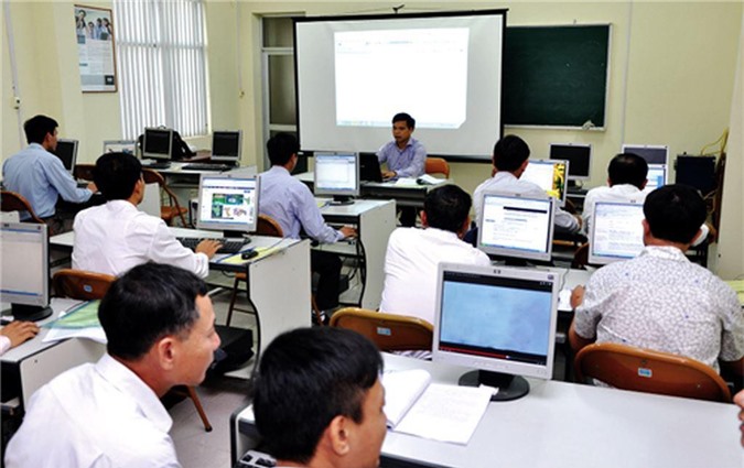 Thực hiện cơ chế tự chủ tại các cơ sở bồi dưỡng cán bộ