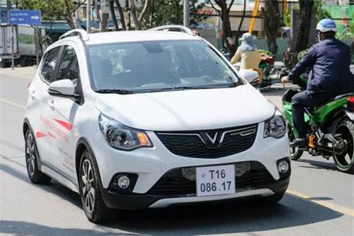 Phí trước bạ của xe VinFast Fadil tính theo giá bán nào?