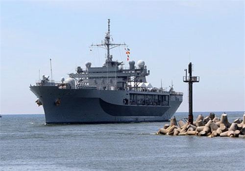 Cận cảnh tàu chiến Mỹ tiến vào sân sau của Nga tập trận