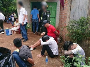 Đắk Lắk: Công an ập vào 5 tụ điểm, bắt hàng chục đối tượng mua bán ma túy
