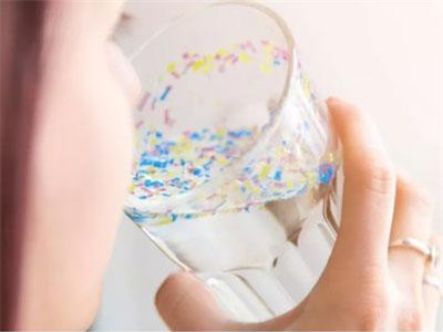 Cảnh báo lượng nhựa mà con người "nạp" vào cơ thể