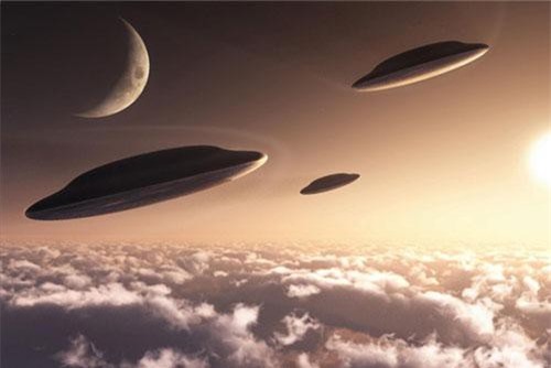 "Nổ não" những vụ đụng độ UFO bí ẩn nhất thế giới