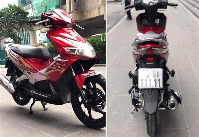 Honda Air Blade 2011 rao bán giá khủng 115 triệu