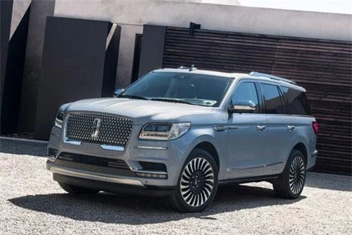 7. Lincoln Navigator 2019.