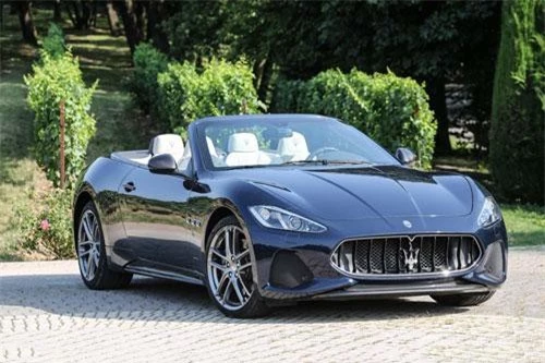 7. Maserati GranTurismo Convertible 2019 (giá khởi điểm: 150.380 USD).