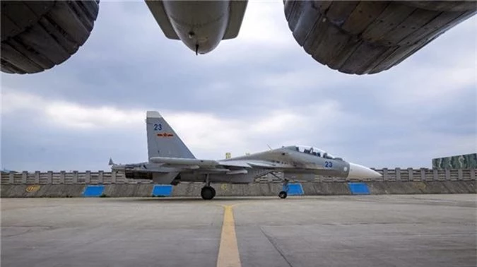 Cuc hiem canh “ho mang” Su-30MK2 Trung Quoc phong ten lua