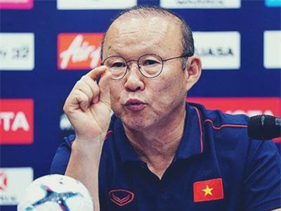 VFF giao nhiệm vụ khó cho HLV Park Hang Seo
