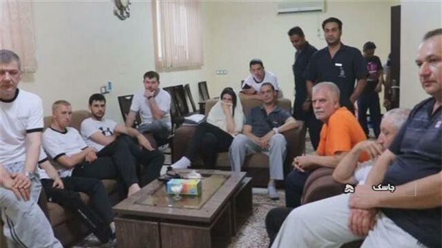 Đáp trả Mỹ, Iran công bố hình ảnh thủy thủ tàu dầu được giải cứu