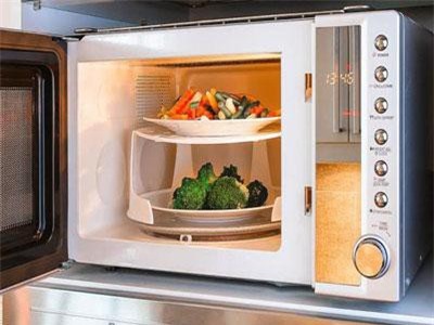 12 công dụng có thể bạn chưa biết của lò vi sóng