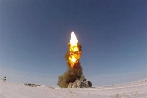 Tên lửa đánh chặn PRS-1M.