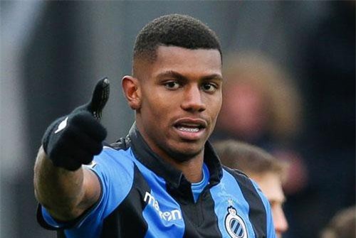 Tân binh Premier League phá kỷ lục, mua sao Brazil