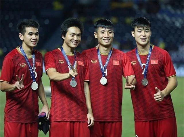Đội tuyển Việt Nam vươn lên thứ 96 trên bảng xếp hạng FIFA - 1