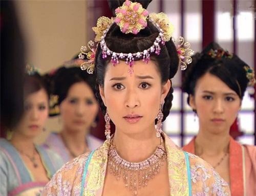 Tục tuẫn táng phi tần theo vua và những bí mật còn lẩn khuất