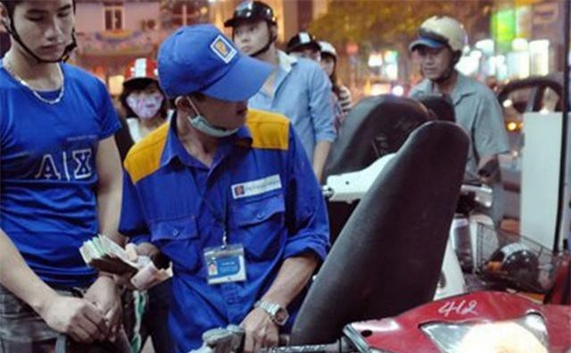 "Cứu" xăng E5: Giá xăng E5 phải thấp hơn RON95 ít nhất 5.000 đồng/lít