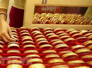 Giá vàng tăng lên mức cao nhất trong khoảng hơn 1 năm