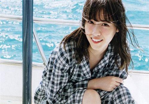 5 cung Hoàng đạo "vận đào hoa" nở rộ lại thêm công việc thuận lợi, túi tiền rủng rỉnh trong ngày thứ Bảy (15/6)