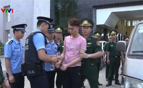 Cao B&#x1EB1;ng: B&#x1EAF;t gi&#x1EEF; nh&#xF3;m &#x111;&#x1ED1;i t&#x1B0;&#x1EE3;ng ng&#x1B0;&#x1EDD;i Trung Qu&#x1ED1;c l&#xE0;m th&#x1EBB; t&#xED;n d&#x1EE5;ng gi&#x1EA3;