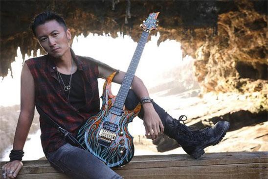 Tạ Đình Phong: Công việc lớn nhất của phụ nữ là nuôi dạy con