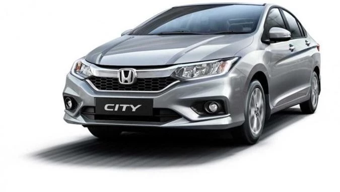 Honda City bổ sung trang bị, giá bán không đổi.