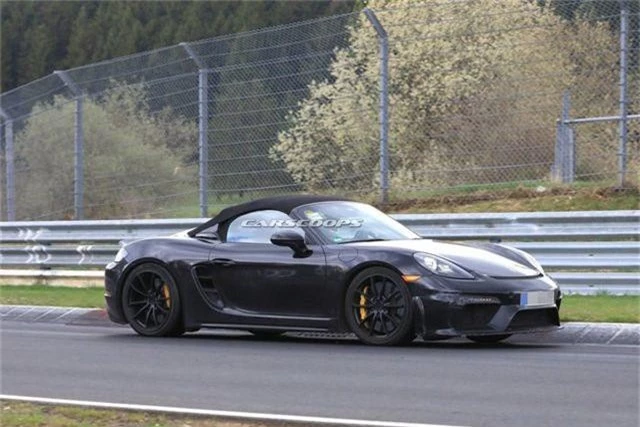 Porsche hé lộ hình ảnh mẫu xe thể thao mui trần mới - 5