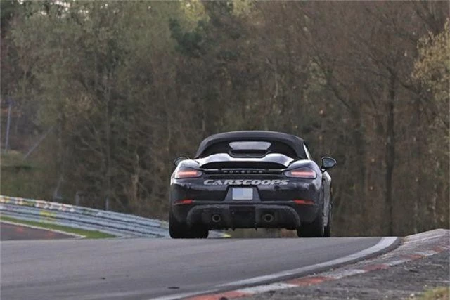 Porsche hé lộ hình ảnh mẫu xe thể thao mui trần mới - 9