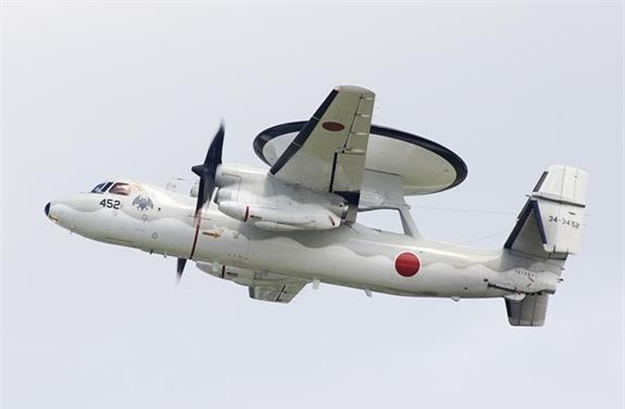 Nhật Bản nhận “radar bay” E-2D đầu tiên