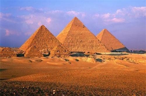Tiết lộ cực sốc về diện mạo thật của đại kim tự tháp Giza