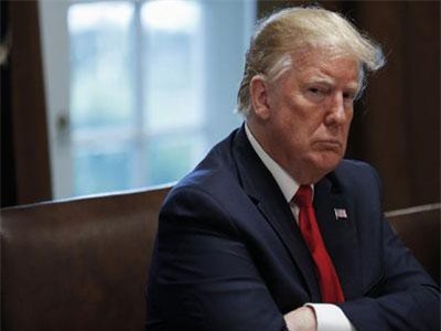 Ông Trump: “Thị trường Mỹ sẽ sụp đổ nếu tôi không tái đắc cử năm 2020”