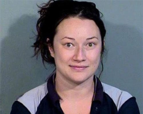 Bị từ chối hẹn hò, người phụ nữ "khủng bố" bằng 16 vạn tin nhắn dọa giết người