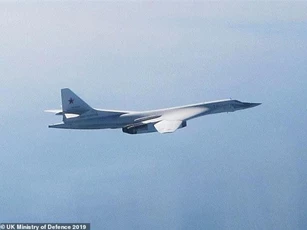 Thông tin mật về máy bay ném bom mới của Putin bị tuồn sang Anh theo cách không ngờ